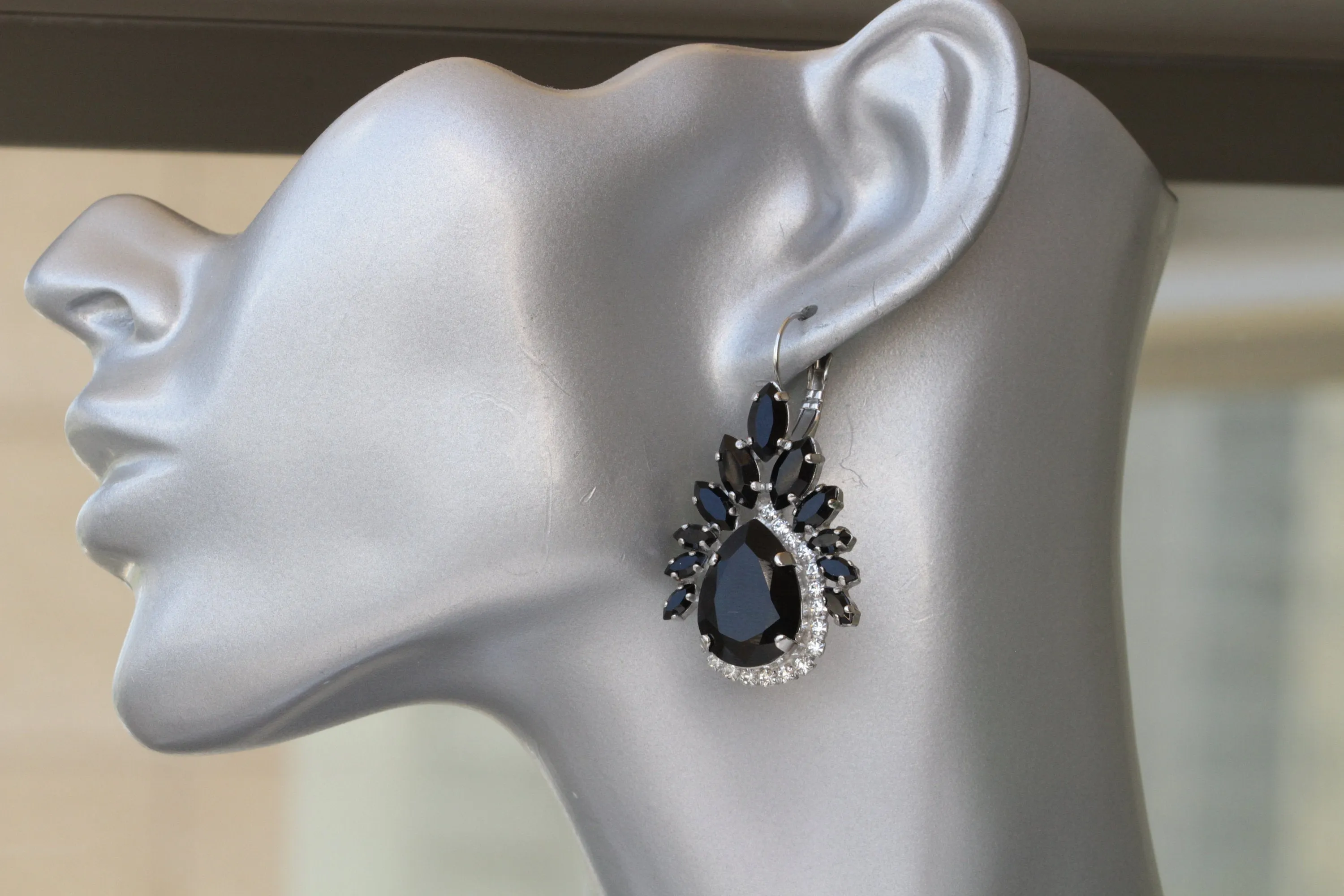 BLACK BRIDAL EARRINGS